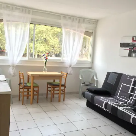 Cosy Au Centre Port Du Cap D'agde Agde